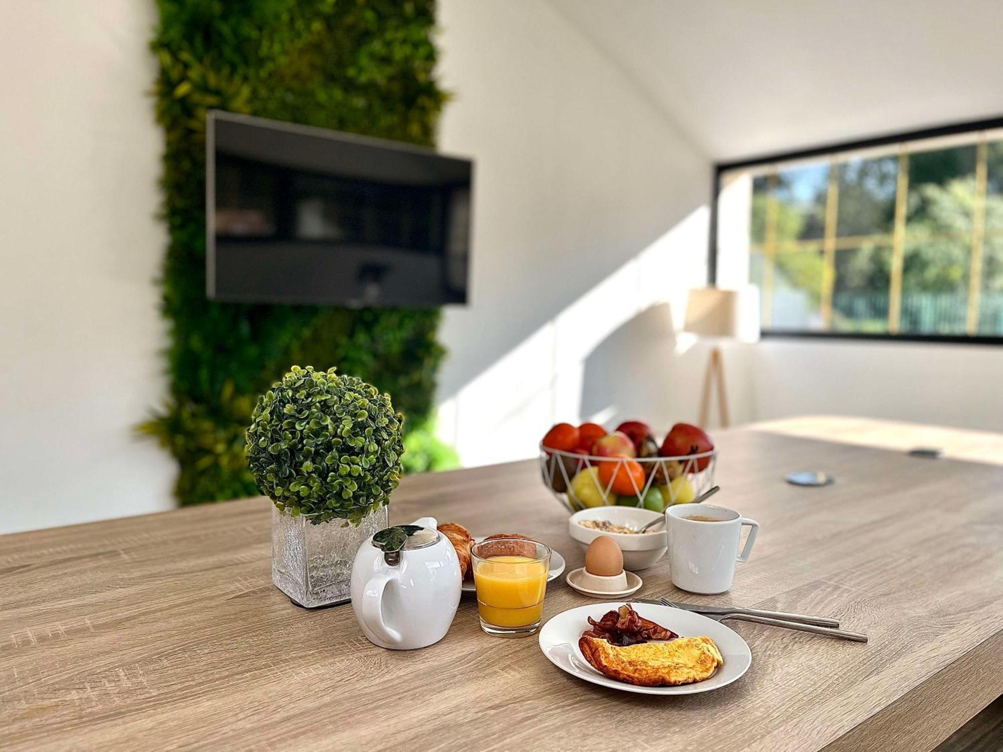 Kyriad Grenoble-voiron Chartreuse-centr'alp Hotel