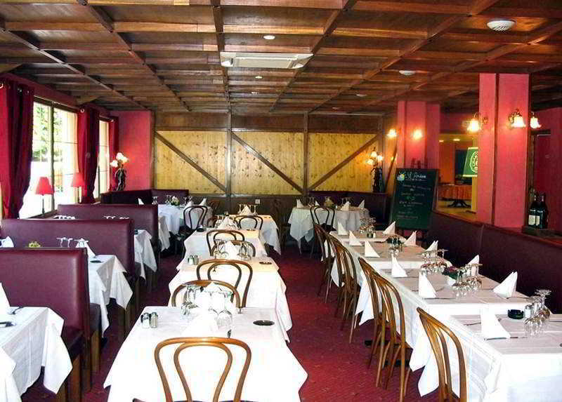 Kyriad Grenoble-voiron Chartreuse-centr'alp Hotel 3*